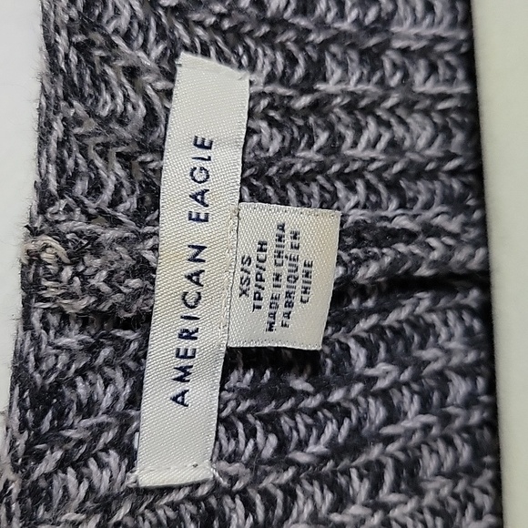 American Eagle Chunky Knit Marbled Gray Preppy Cardigan Sweater XS/S Button Up - Picture 2 of 6